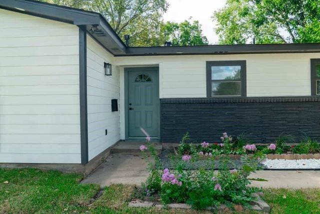 5203 Brookmeade Drive, Houston, TX 77045