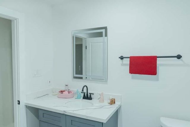 5203 Brookmeade Drive, Houston, TX 77045