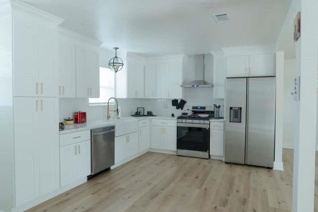 5203 Brookmeade Drive, Houston, TX 77045