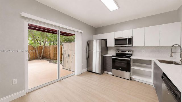16914 SW 137th Place 16914, Miami, FL 33177