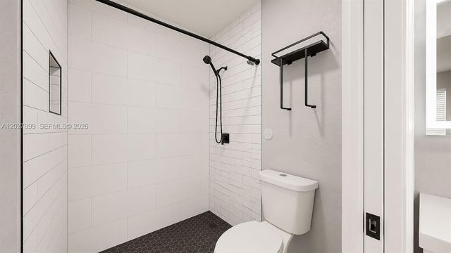 16914 SW 137th Place 16914, Miami, FL 33177