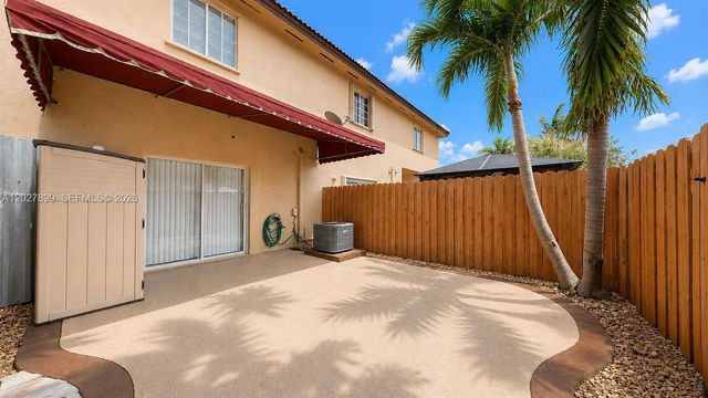 16914 SW 137th Place 16914, Miami, FL 33177