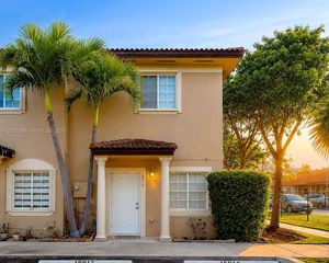 16914 SW 137th Place 16914, Miami, FL 33177