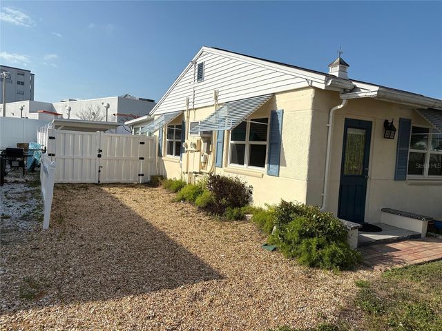 111 174TH AVENUE E, Redington Shores, FL 33708