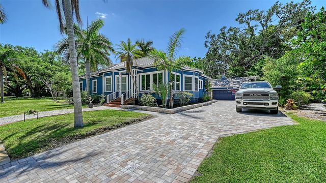 204 24TH STREET W, Bradenton, FL 34205