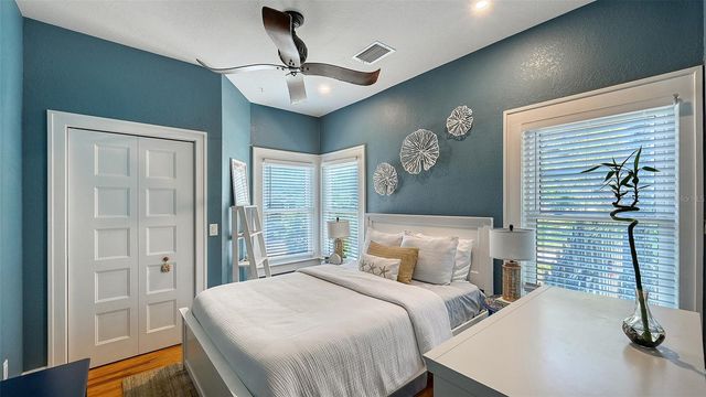 204 24TH STREET W, Bradenton, FL 34205