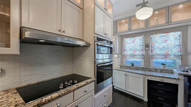 204 24TH STREET W, Bradenton, FL 34205
