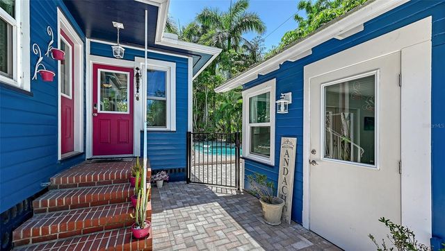 204 24TH STREET W, Bradenton, FL 34205
