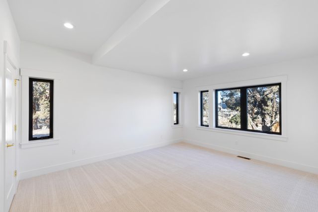 23118 Watercourse Way Lot 111, Bend, OR 97701