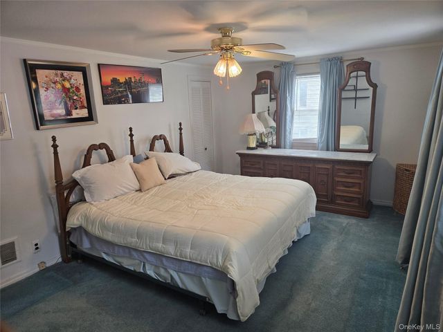 30 Greenvale Circle, White Plains, NY 10607