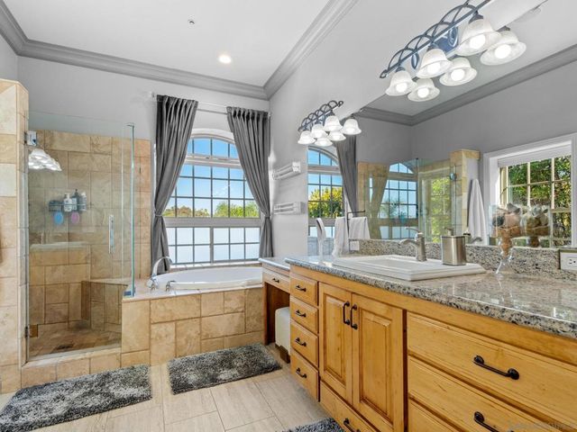 2624 Puebla Street, Escondido, CA 92025