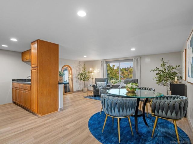 2624 Puebla Street, Escondido, CA 92025