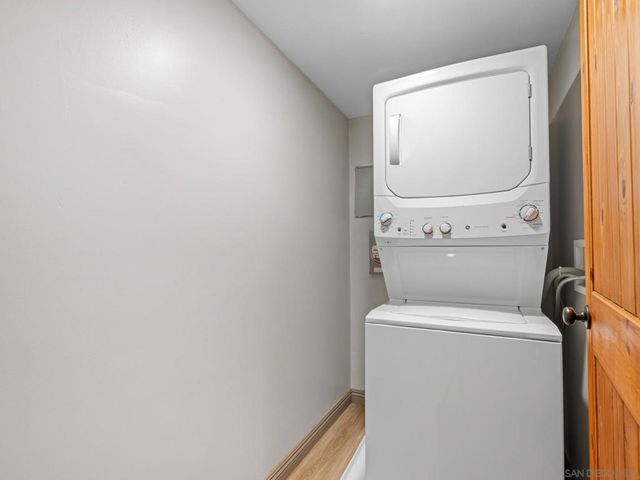 2624 Puebla Street, Escondido, CA 92025