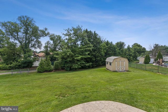 5 TOBY WELLS CT, Delran, NJ 08075