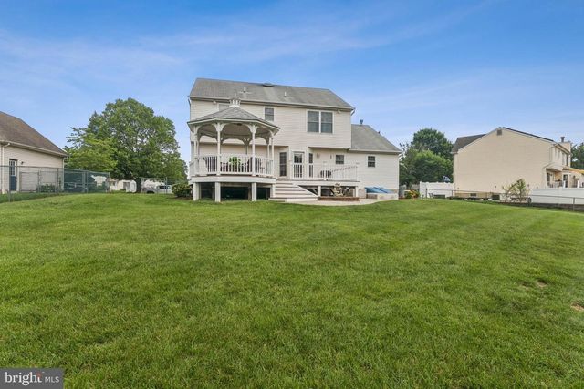 5 TOBY WELLS CT, Delran, NJ 08075
