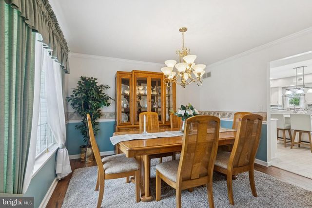 5 TOBY WELLS CT, Delran, NJ 08075