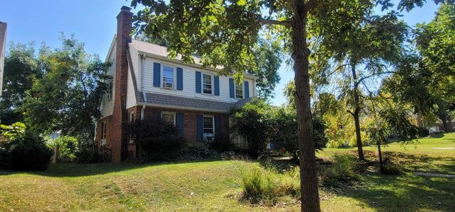 4623 W Midland DRIVE, Greenfield, WI 53219