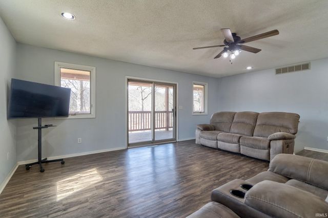 4738 N Echo Lake Circle, Cannelton, IN 47520