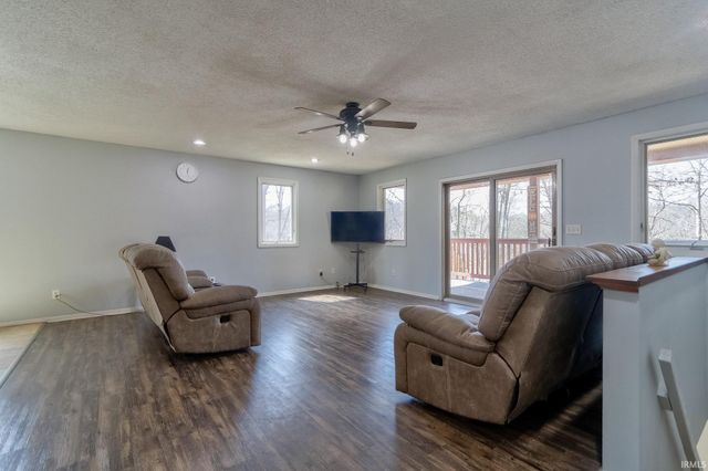 4738 N Echo Lake Circle, Cannelton, IN 47520