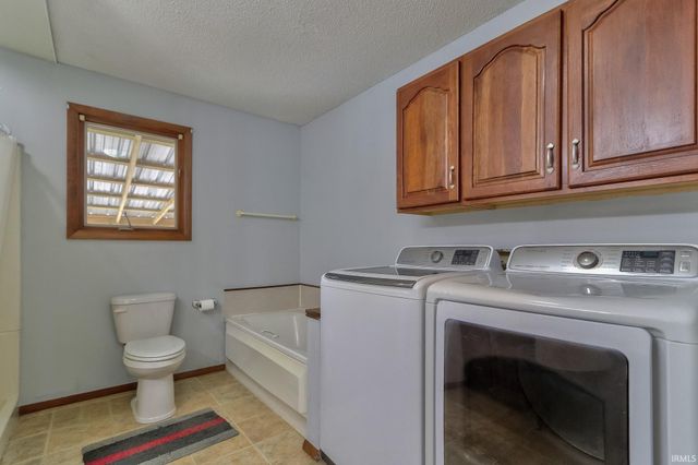 4738 N Echo Lake Circle, Cannelton, IN 47520