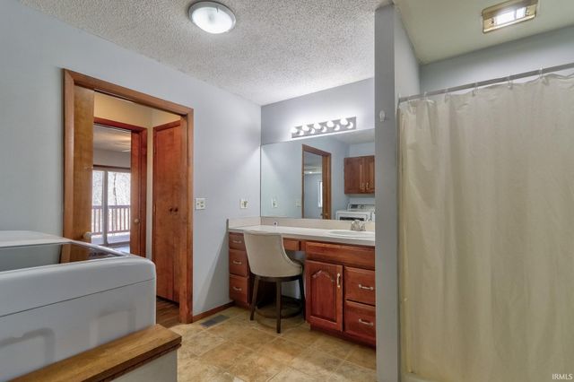 4738 N Echo Lake Circle, Cannelton, IN 47520