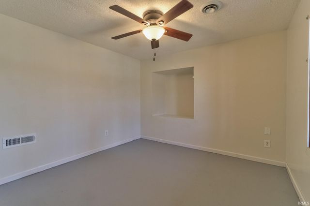 4738 N Echo Lake Circle, Cannelton, IN 47520