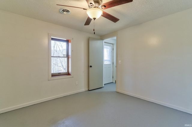 4738 N Echo Lake Circle, Cannelton, IN 47520