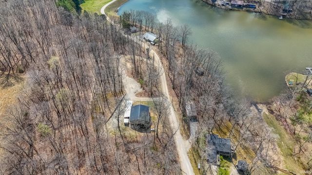 4738 N Echo Lake Circle, Cannelton, IN 47520