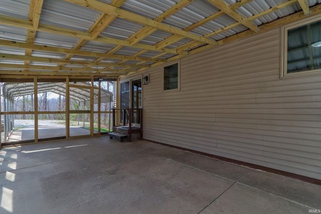 4738 N Echo Lake Circle, Cannelton, IN 47520