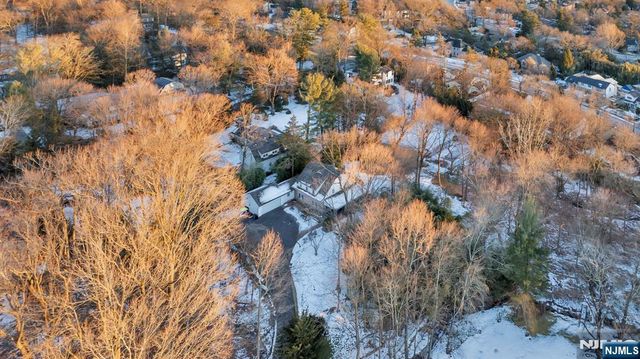 80 Hickory Lane, Closter, NJ 07624