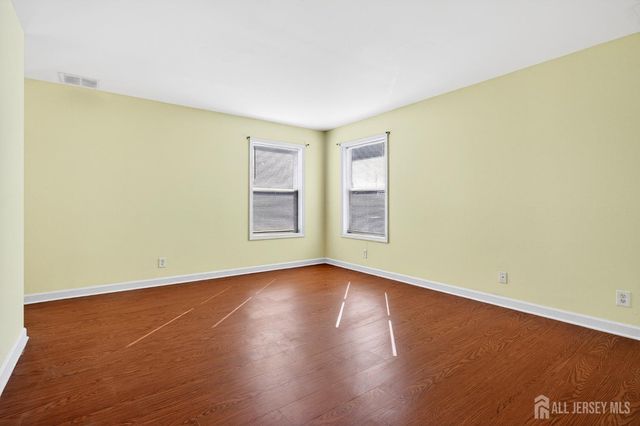 977 Cox Road, North Brunswick, NJ 08902