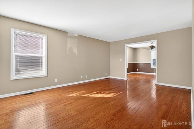 977 Cox Road, North Brunswick, NJ 08902
