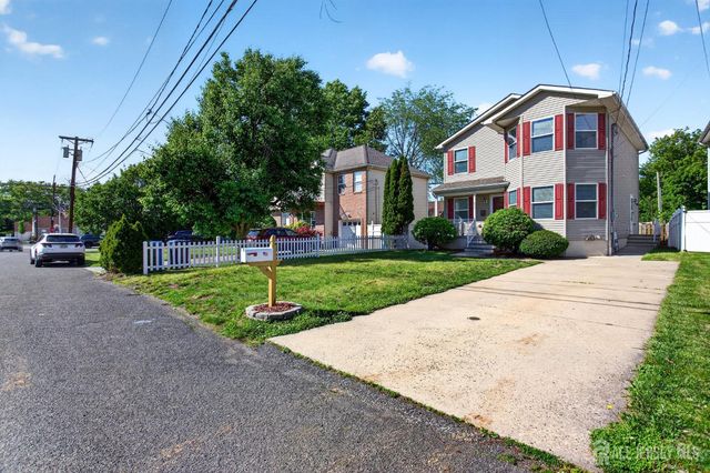 977 Cox Road, North Brunswick, NJ 08902