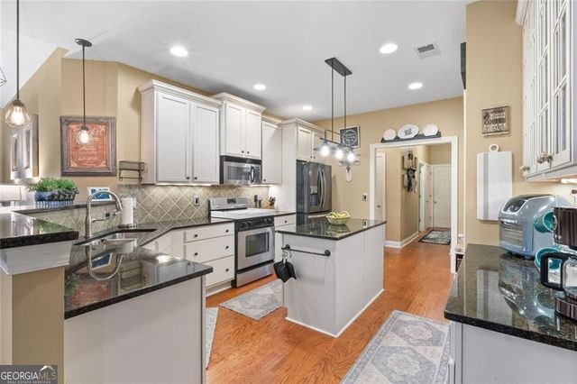 607 Willow Pointe Drive, Dallas, GA 30157