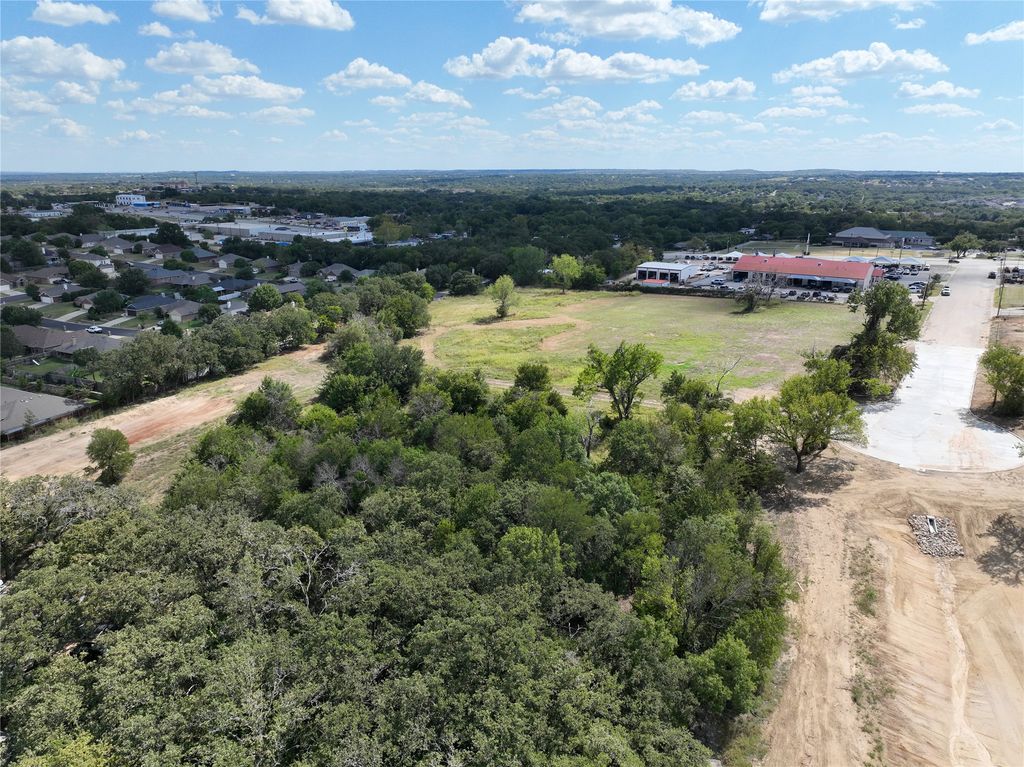 112-C Industrial Street, Weatherford, TX 76086