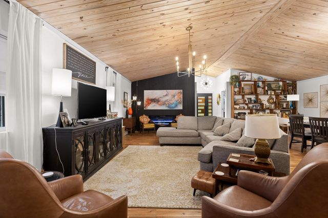 824 Ogrady Drive, Chattanooga, TN 37419