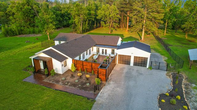 824 Ogrady Drive, Chattanooga, TN 37419