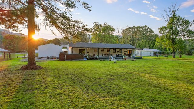 824 Ogrady Drive, Chattanooga, TN 37419