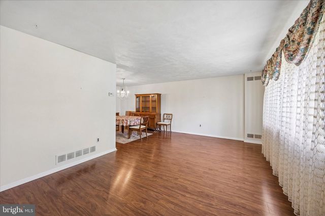 3307 SWEETBRIAR PL, Bensalem, PA 19020