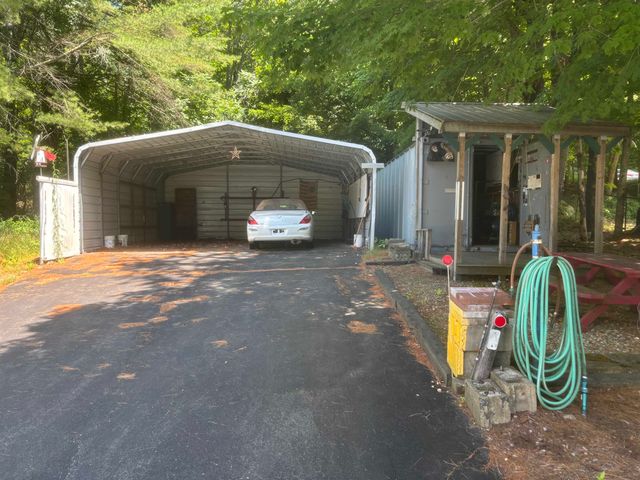 332 Main Street, Alton, NH 03810
