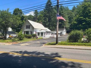 332 Main Street, Alton, NH 03810