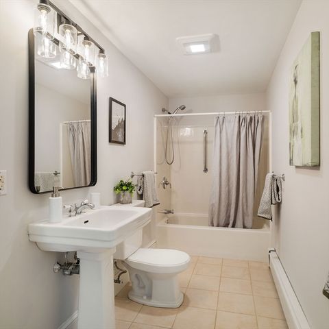 432 Norfolk Street 1H, Somerville, MA 02143