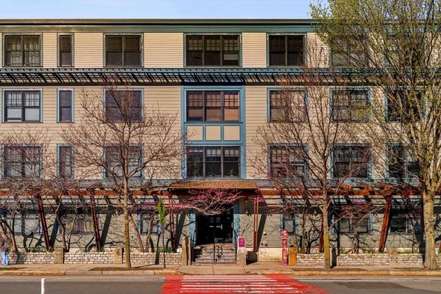 432 Norfolk Street 1H, Somerville, MA 02143