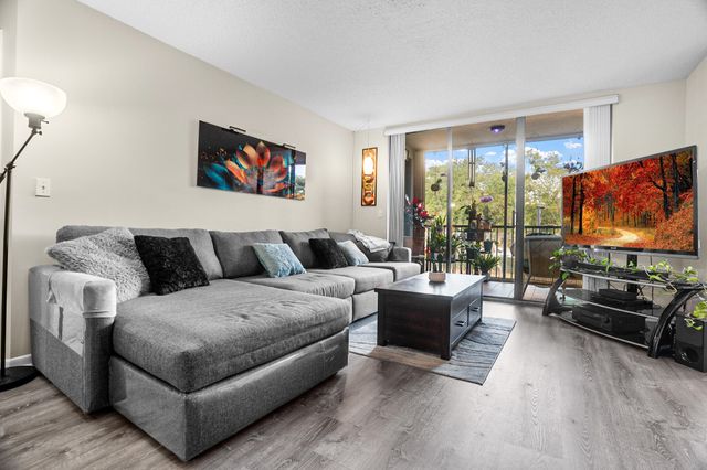 4161 Coral Tree Circle 261, Coconut Creek, FL 33073