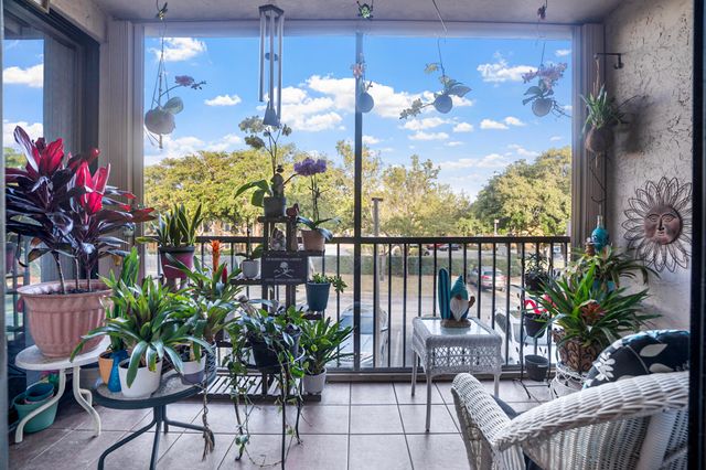 4161 Coral Tree Circle 261, Coconut Creek, FL 33073
