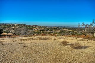 136 Falling Oak DR, Blanco, TX 78606