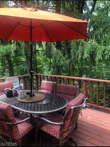 13 Pautuck Rd, Vernon Twp., NJ 07422