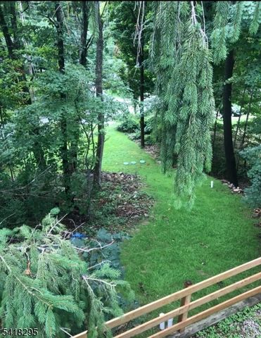 13 Pautuck Rd, Vernon Twp., NJ 07422