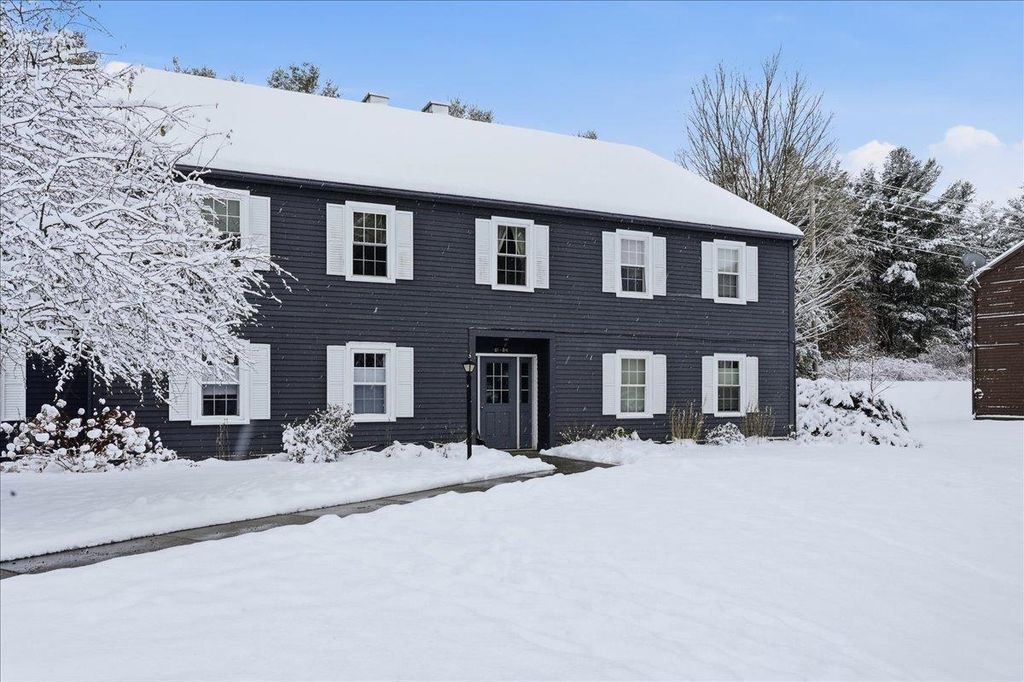 84 Twin Oaks Terrace, South Burlington, VT 05403