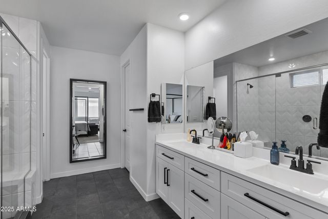 1170 E MEADOWRIDGE Drive, Casa Grande, AZ 85122